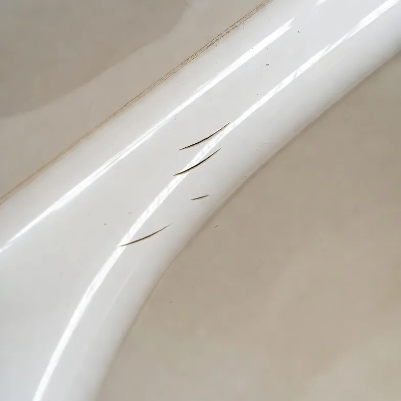 Example of scratch or gouge damage to send for estimate